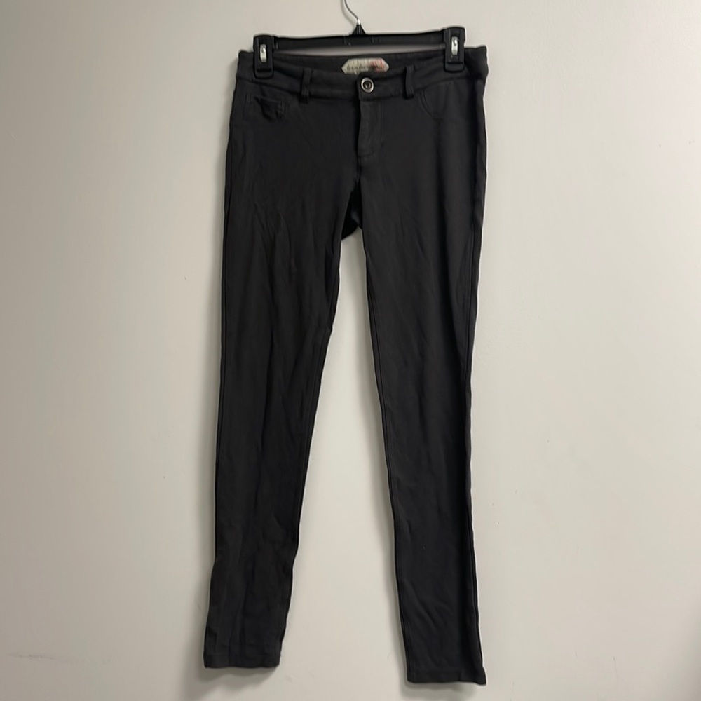 Stretch knit leggings